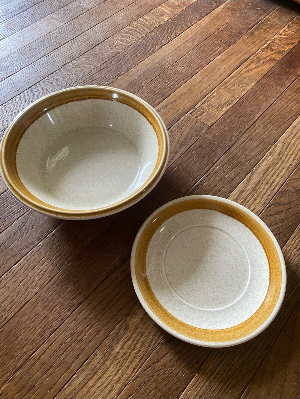 Vintage Mikasa Stone Manor F5800 bowl and Plate- Made in Japan